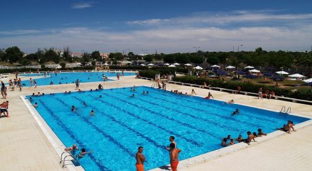 Piscinas Municipais de Elvas abre ao público este domingo