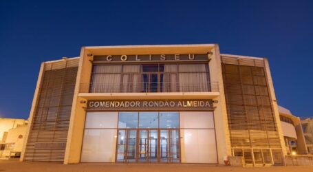 A Câmara Municipal de Elvas informa que se vai proceder ao concurso público de cedência temporária de exploração do Bar Exterior Nº1 do Coliseu Comendador Rondão Almeida, em Elvas.