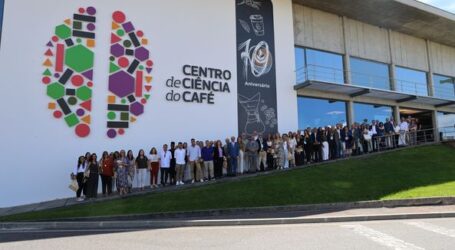 Campo Maior: O Presidente da Assembleia Municipal, Jorge Grifo, e a Vereadora São Silveirinha, estiveram presentes na III Conferência Manuel Ferreira