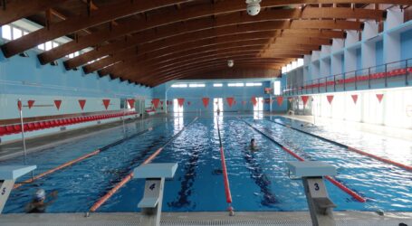 O espaço coberto e aquecido das Piscinas Municipais de Elvas vai abrir ao público em geral já esta terça-feira, dia 24.