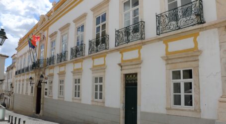 A Assembleia Municipal de Elvas reúne na quinta-feira, dia 13, pelas 11h00, em sessão ordinária, no Salão Nobre dos Paços do Concelho