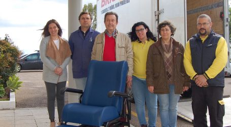 Bricomarché de Elvas entrega à APPACDM equipamento para utentes de mobilidade reduzida