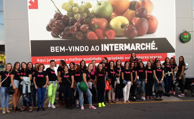 Colaboradoras do Intermarché no momento da partida